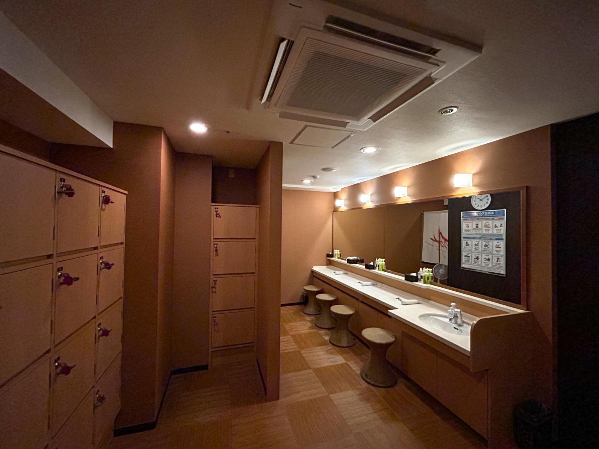Apa Hotel Naha Matsuyama Екстериор снимка